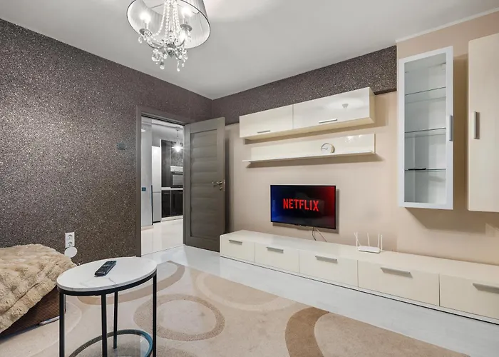 Apartment Stylish Monochrome 1br In Bukarest