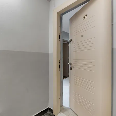 公寓 Monochrome 1br Near Cismigiu Park