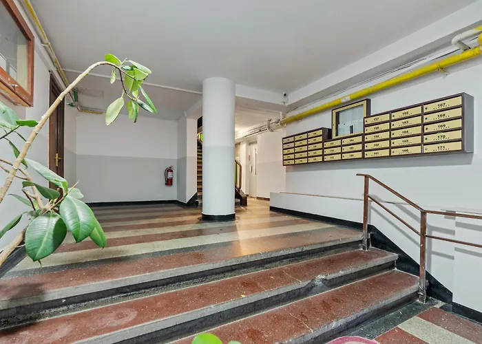 Monochrome Escape 1br Ultra Apartament