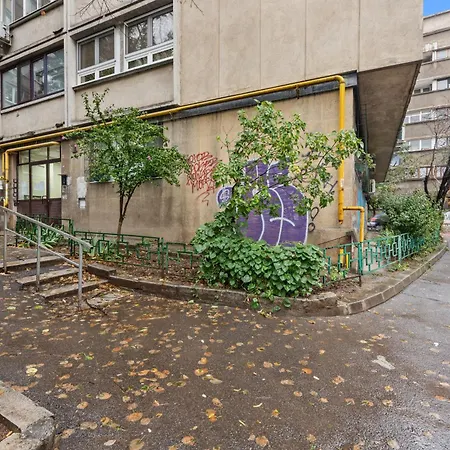 Апартаменты Monochrome Escape 1br Ultra